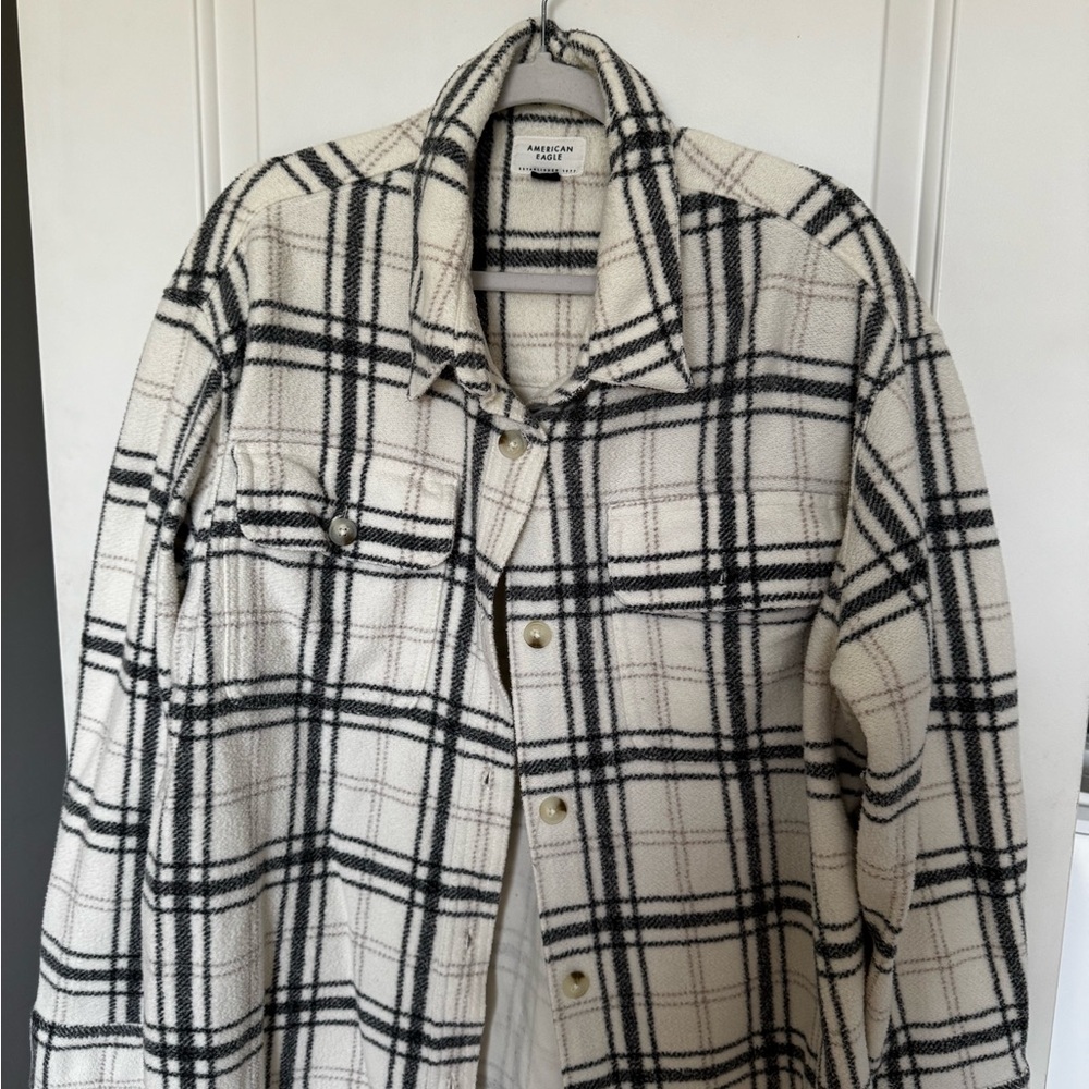American Eagle Outfitters Women's Cream Black Plaid Shacket